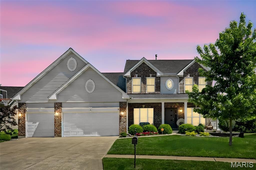 46 Heritage Pointe Circle, Fenton, MO 63026 Main Photo