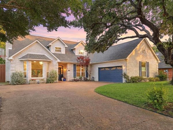 8814 Sanshire Avenue, Dallas, TX 75231