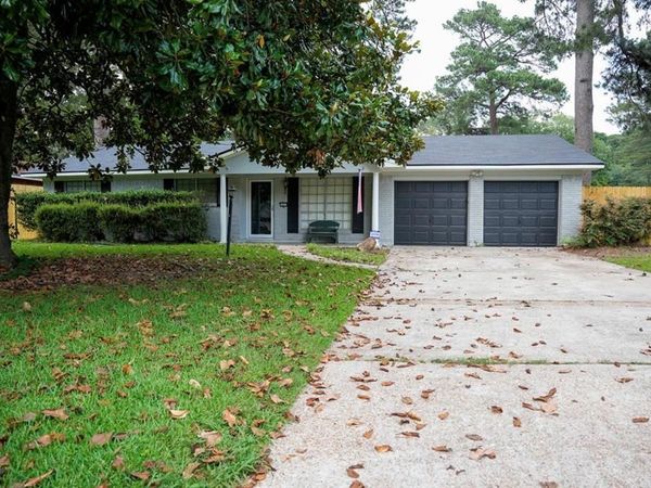 9483 Pitch Pine Drive , Shreveport, LA 71118