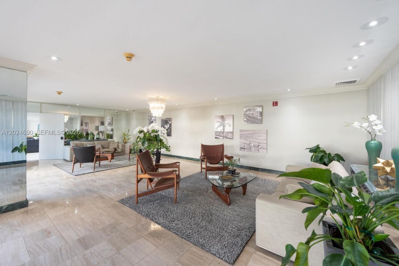 1408 Brickell Bay Dr , Unit 1116, Miami, FL 33131 Photo
