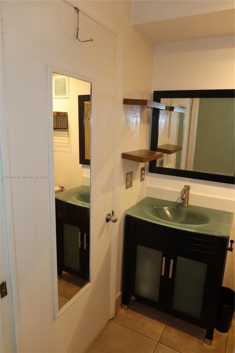 10835 SW 112th Ave , Unit 113, Miami, FL 33176 Photo