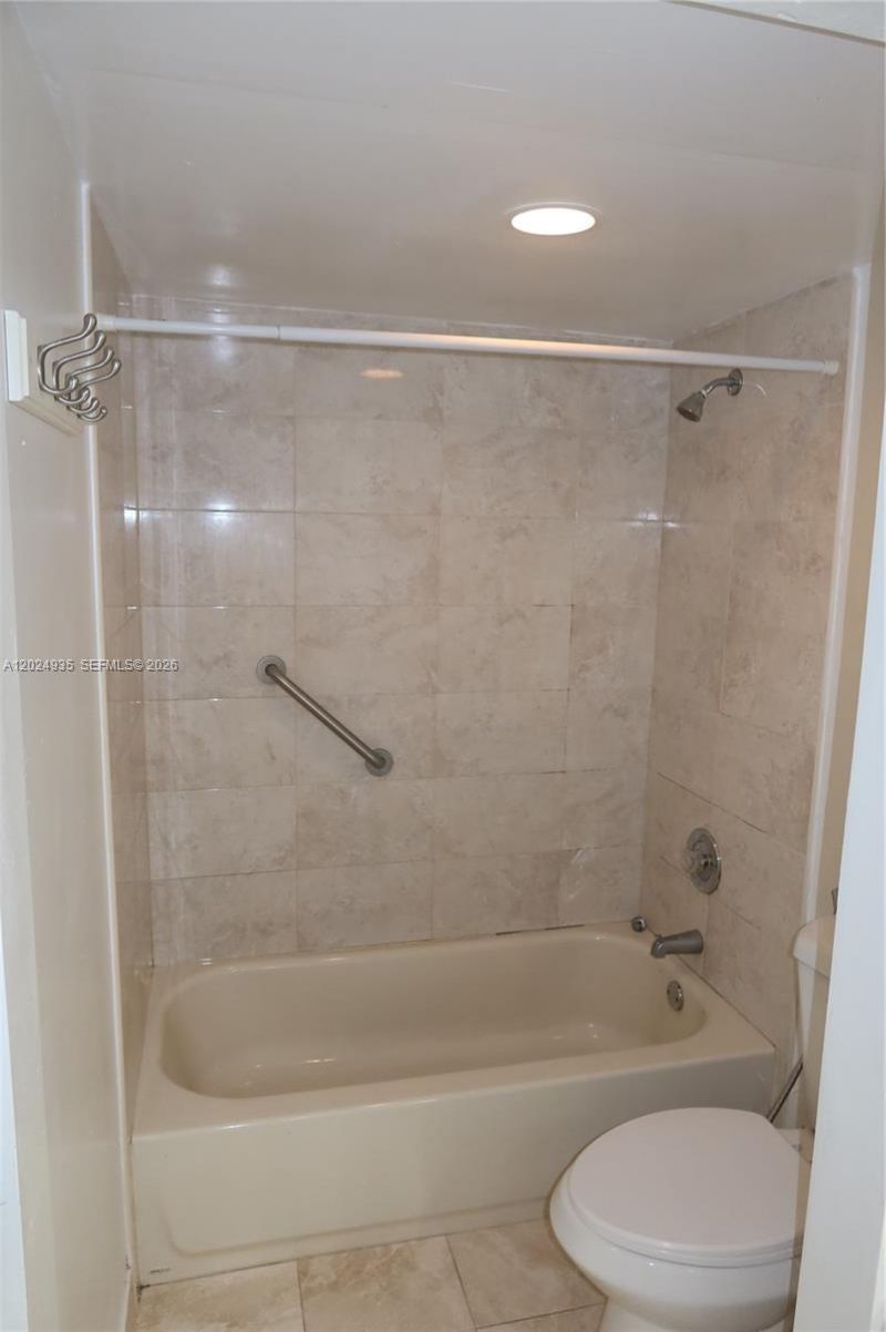 10835 SW 112th Ave , Unit 113, Miami, FL 33176 Photo