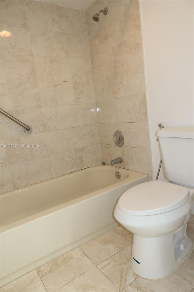 10835 SW 112th Ave , Unit 113, Miami, FL 33176 Photo