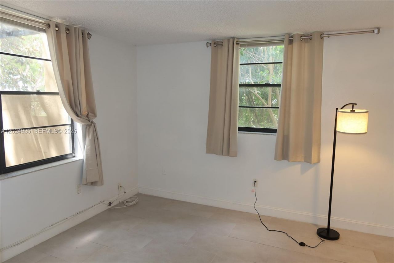10835 SW 112th Ave , Unit 113, Miami, FL 33176 Photo