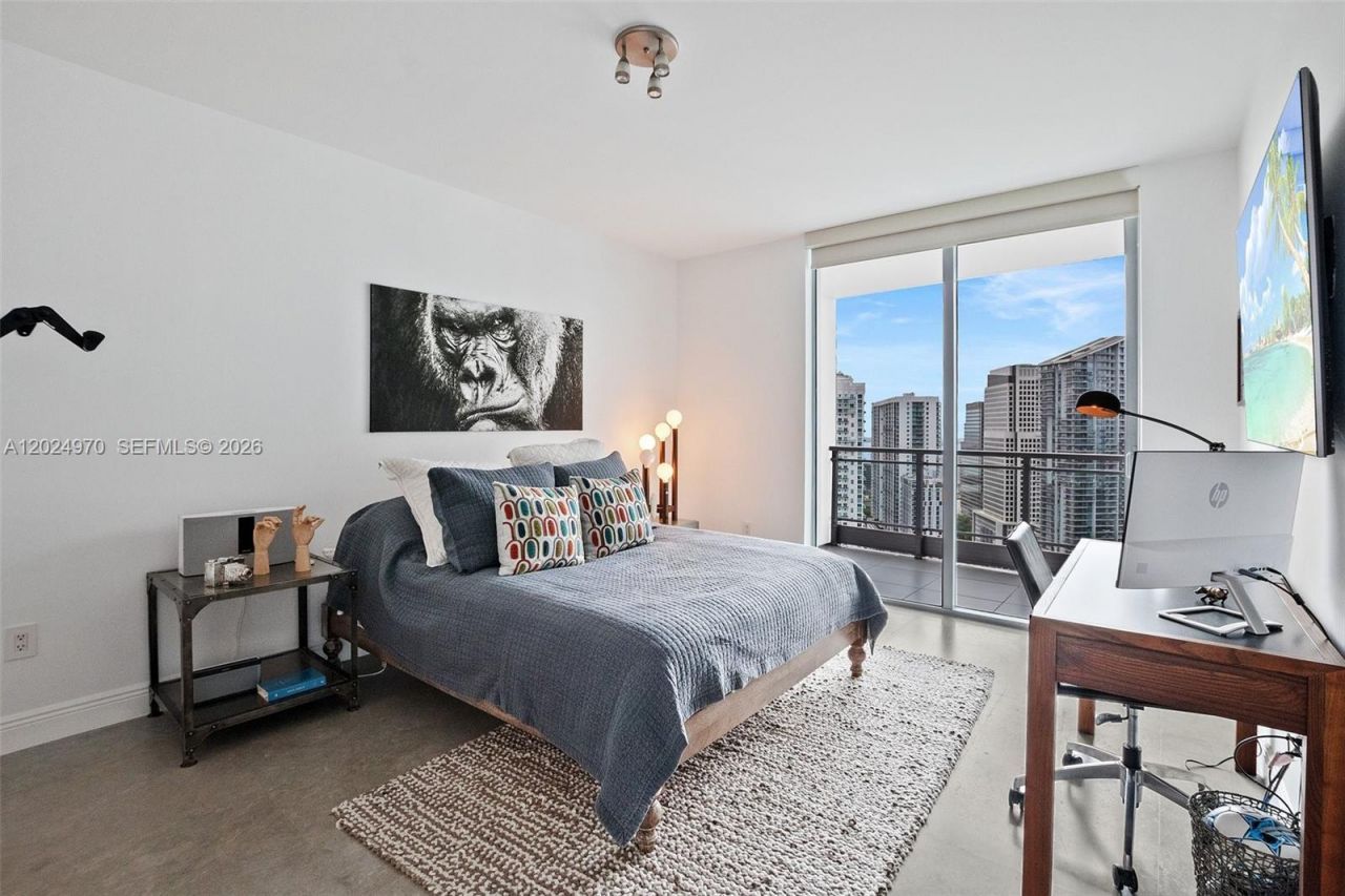 90 SW 3rd St , Unit 3810, Miami, FL 33130 Photo