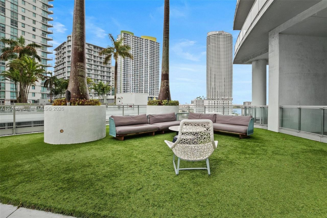 90 SW 3rd St , Unit 3810, Miami, FL 33130 Photo