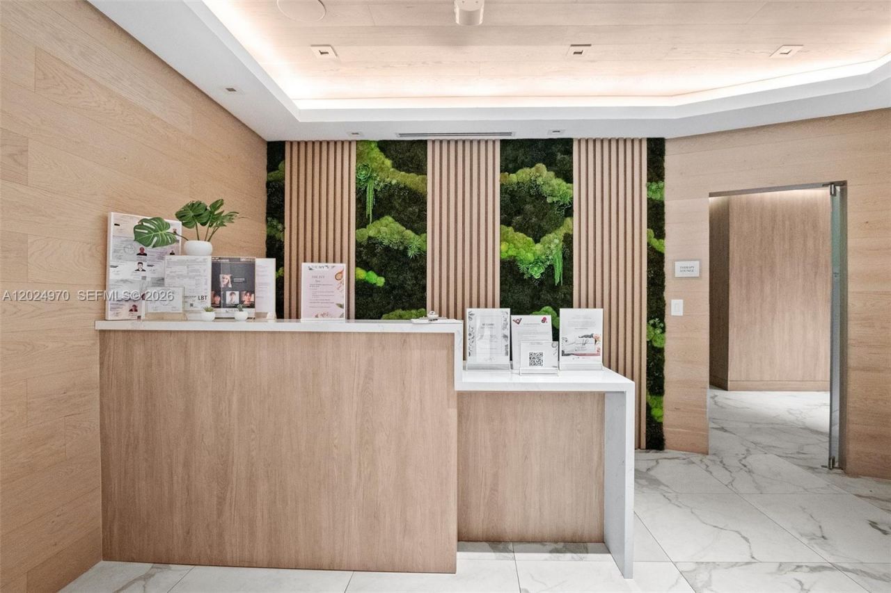 90 SW 3rd St , Unit 3810, Miami, FL 33130 Photo