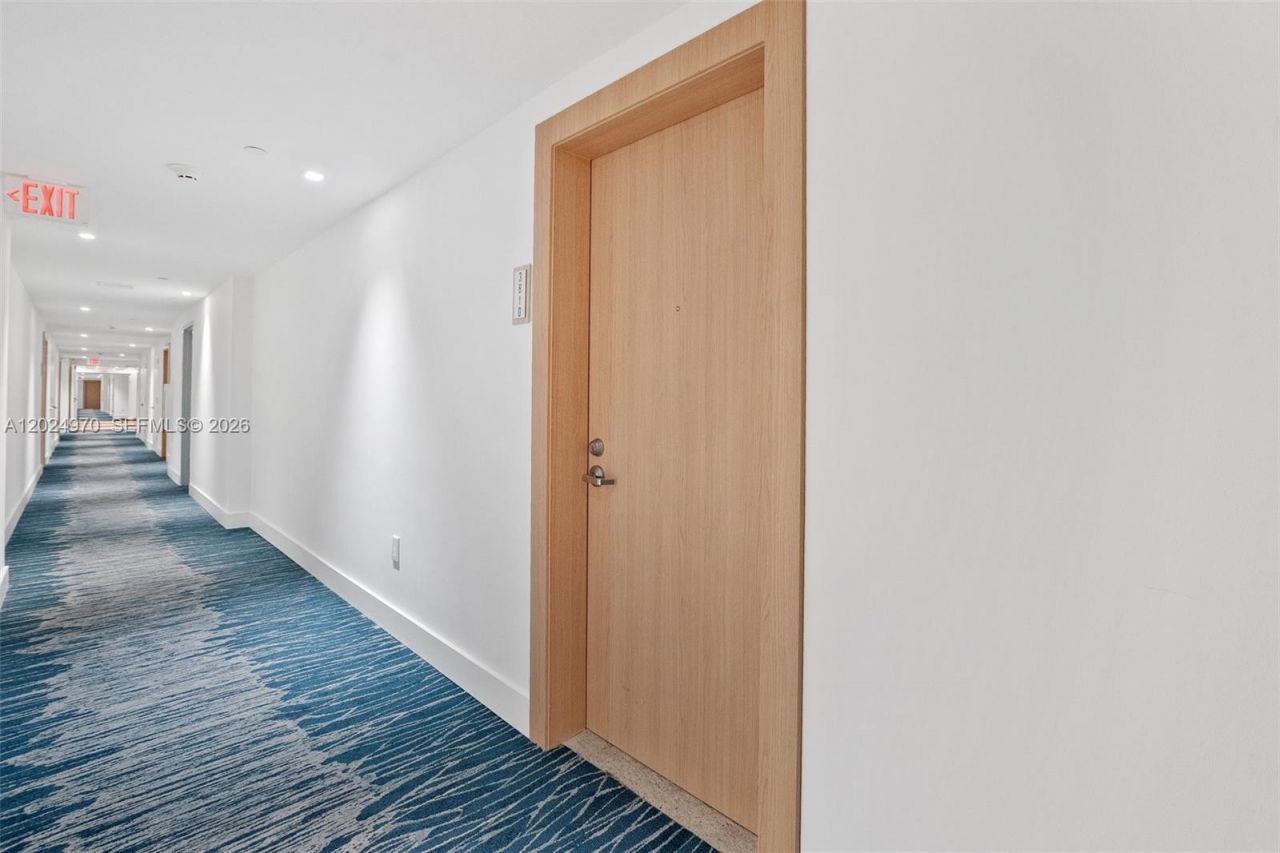 90 SW 3rd St , Unit 3810, Miami, FL 33130 Photo