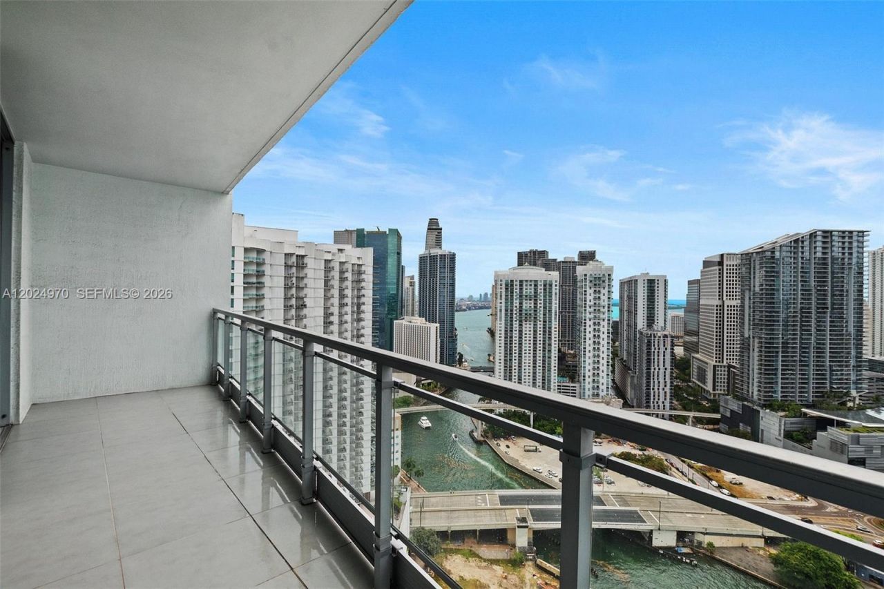90 SW 3rd St , Unit 3810, Miami, FL 33130 Photo