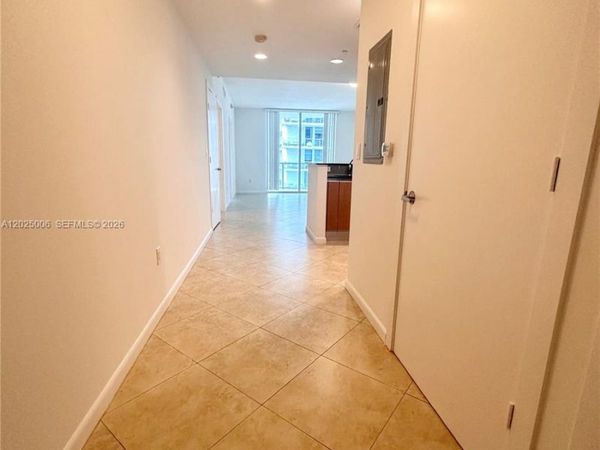 1060 Brickell Ave , Unit 2515, Miami, FL 33131