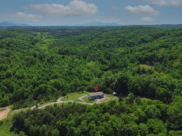 290 Smith Hollow Road, Greeneville, TN 37743