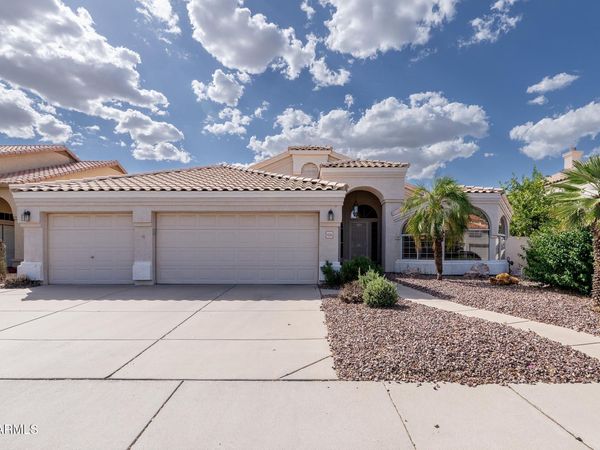 1524 W ORIOLE Way, Chandler, AZ 85286