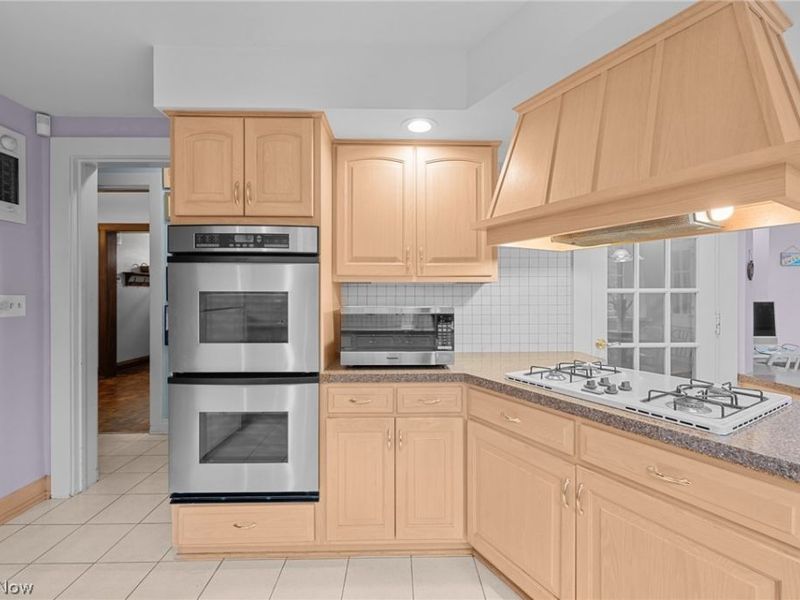 14211 Larchmere Boulevard, Shaker Heights, OH 44120 Photo 16