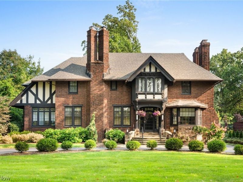 14211 Larchmere Boulevard, Shaker Heights, OH 44120 Photo 2