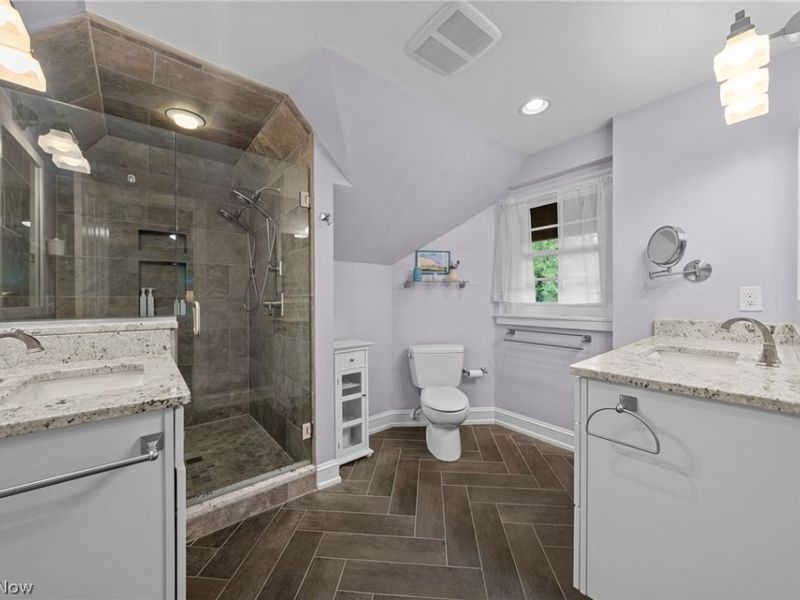 14211 Larchmere Boulevard, Shaker Heights, OH 44120 Photo 24