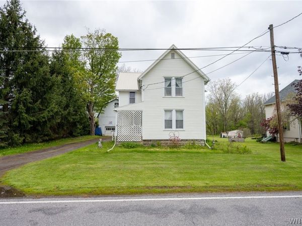 6748 Cedar Street, Akron, NY 14001