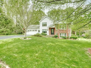 22 Morning Woods Lane, Rochester, NY 14625