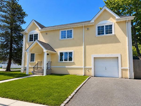 2312 7th Street , East Meadow, NY 11554