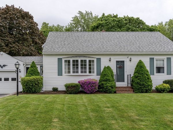 8 Lowell Avenue, Dover, NH 03820