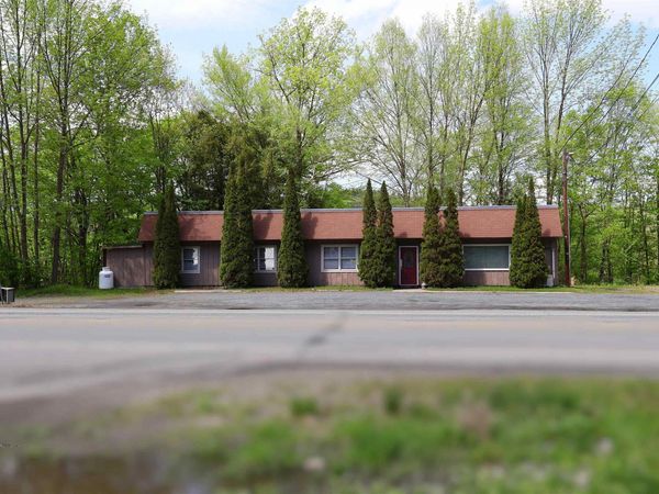 1845 Woodstock Road, Hartford, VT 05001