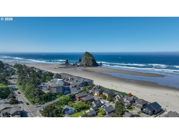 1360 PACIFIC ST, Cannon Beach, OR 97110