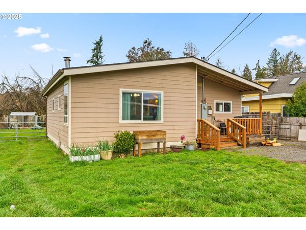 38823 MATHEWS DR, Dexter, OR 97431