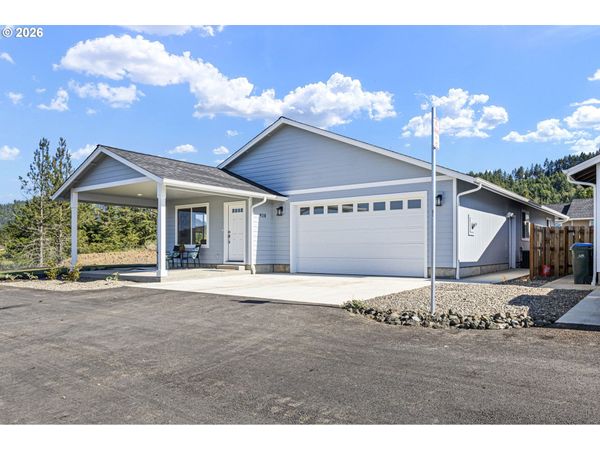 920 FIR GROVE LN, Sutherlin, OR 97479