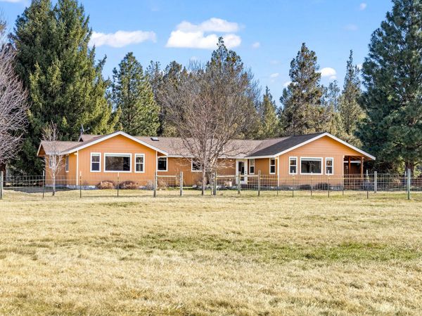 19800 Connarn Road, Bend, OR 97703