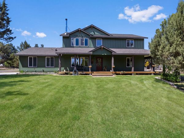 63639 Gentry Loop, Bend, OR 97701