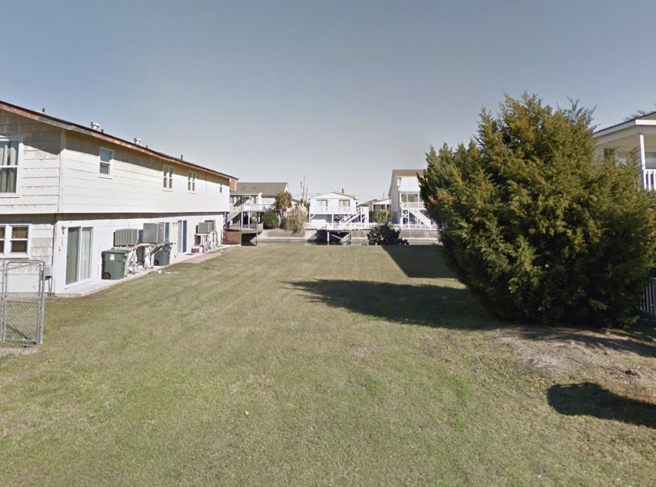 316 35th Ave. N , North Myrtle Beach, SC 29582 Main Photo