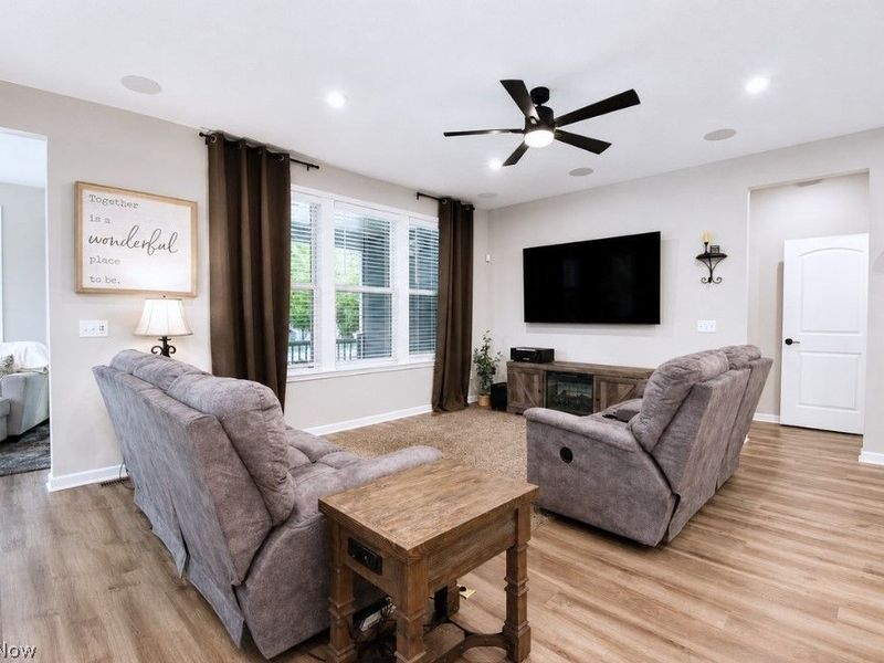 8208 Mustang Lane, Mentor, OH 44060 Photo 19
