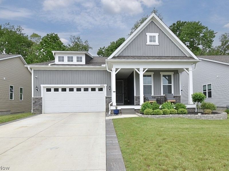 8208 Mustang Lane, Mentor, OH 44060 Photo 2