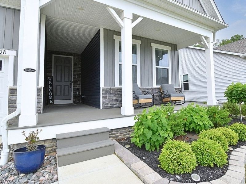 8208 Mustang Lane, Mentor, OH 44060 Photo 5