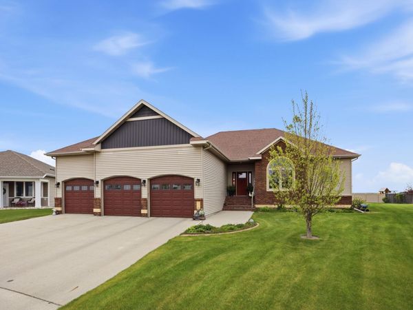 1210 6th Avenue NE, Dilworth, MN 56529