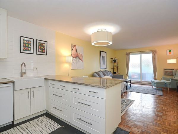 18 Pond St, Unit 7, Boston, MA 02130