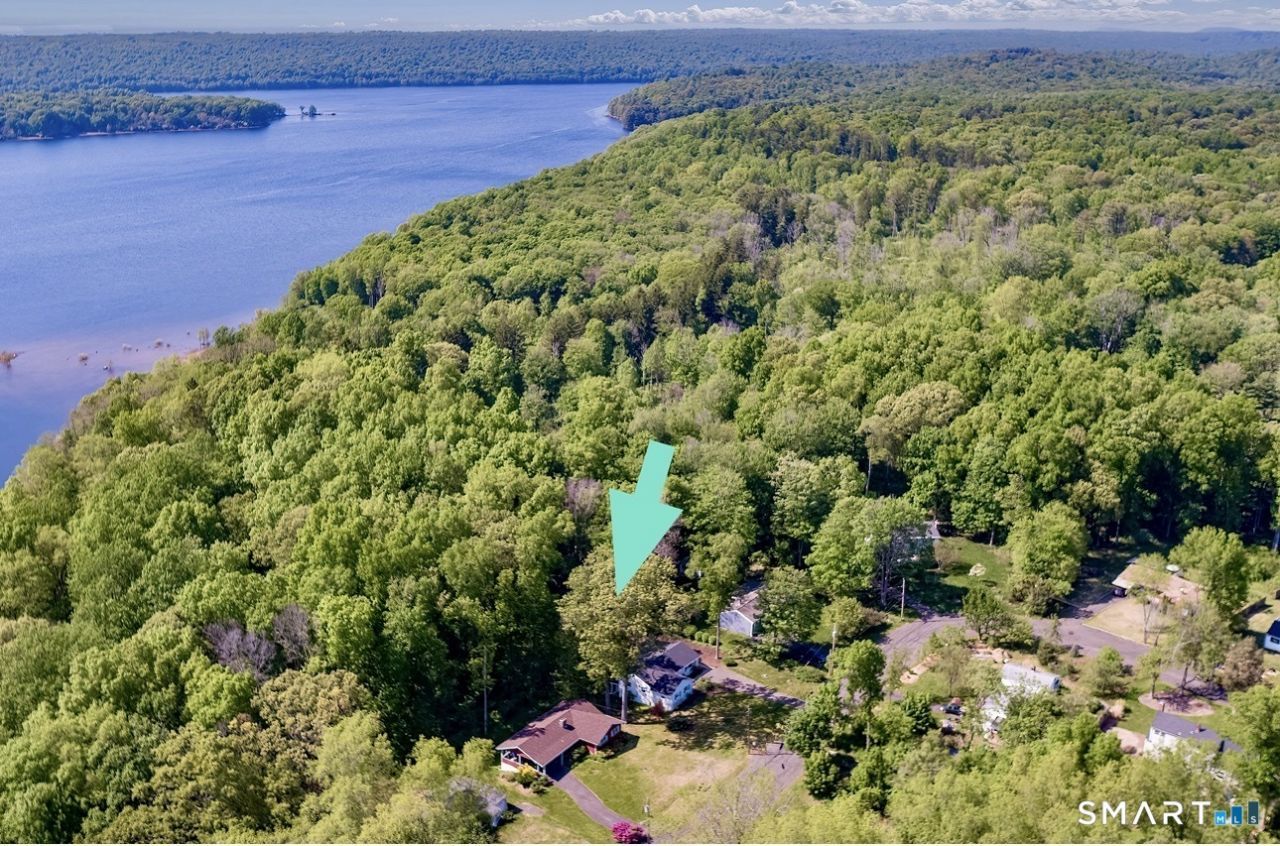 34 Evergreen, North Branford, CT 06471 Main Photo