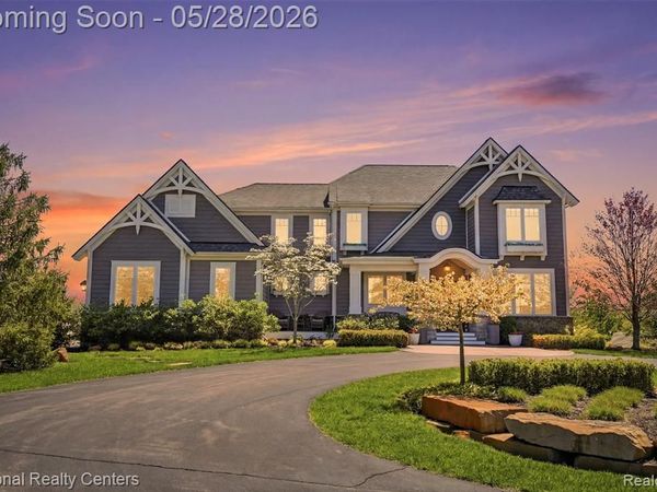 5310 Pontiac Trail , Northfield Twp, MI 48105