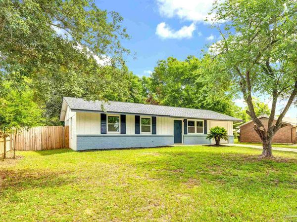 4200 E Johnson Ave, Pensacola, FL 32514