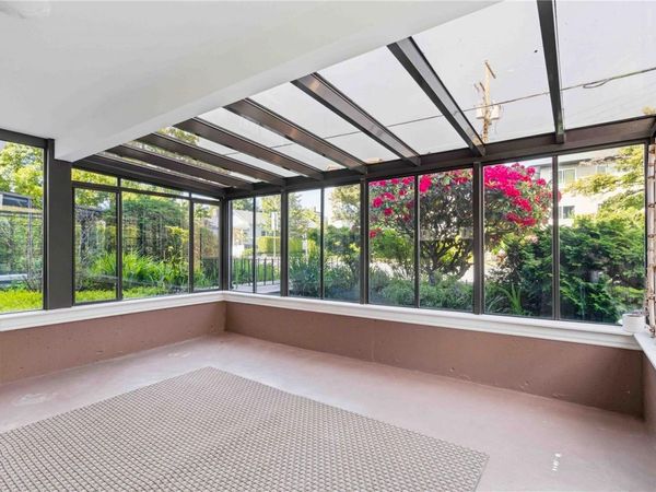 935 Fairfield Rd , Unit 102, Victoria, BC V8V 3A3
