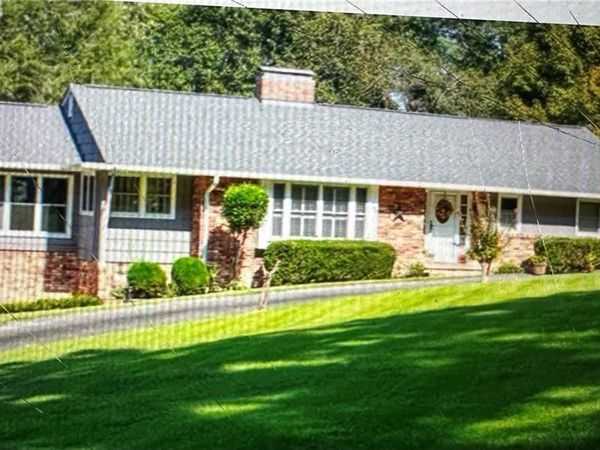 188 Hillendale Drive, Toccoa, GA 30577