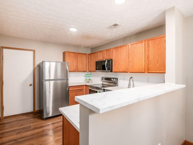 1528 Electra Street, Columbus, OH 43240 Photo 14