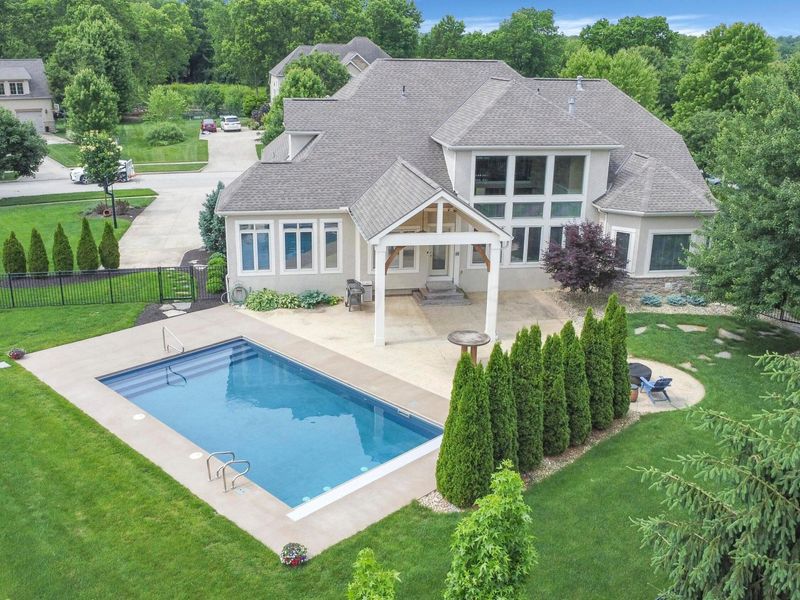 5536 Berwanger Drive, Powell, OH 43065 Photo 2