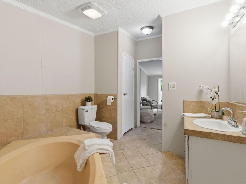 7241 Urbana Woodstock Pike, Cable, OH 43009 Photo 17