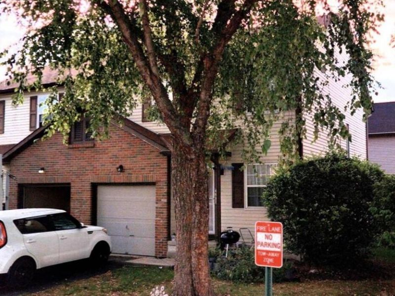 4837 Duke Philip Drive , Unit 39B, Hilliard, OH 43026 Photo 2