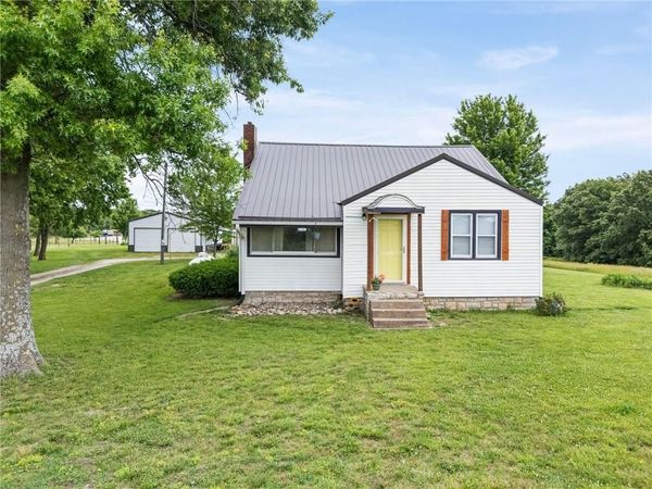 10112 SE 214th Street, Lawson, MO 64062