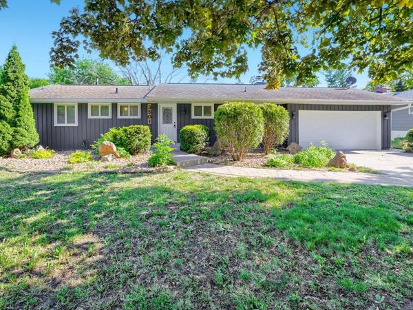 3501 W 103rd Street, Bloomington, MN 55431