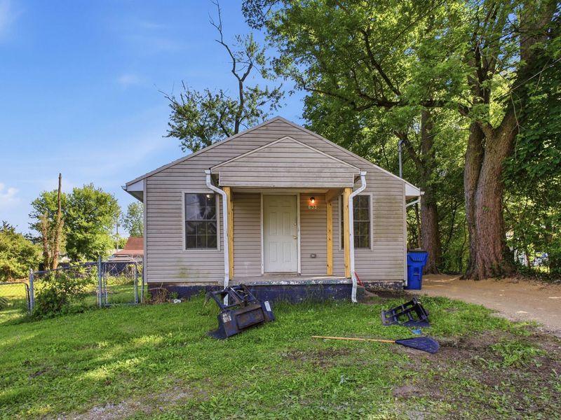 633 Neosha Avenue, Springfield, OH 45505 Photo 3