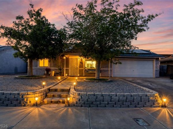 441 Longtree Avenue, Henderson, NV 89011