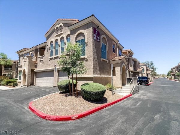 10550 W Alexander Road , Unit 2065, Las Vegas, NV 89129