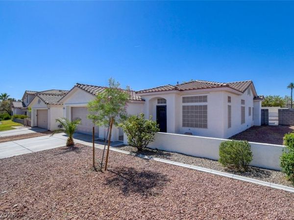 8221 Hollister Avenue , Las Vegas, NV 89131